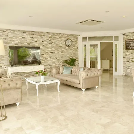 Hotel Naz